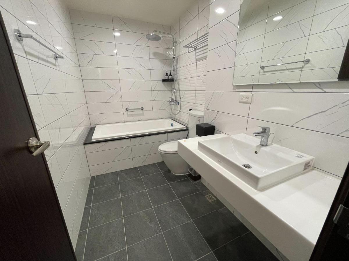 Six Seasons Inn - Qian He Tainan Eksteriør bilde