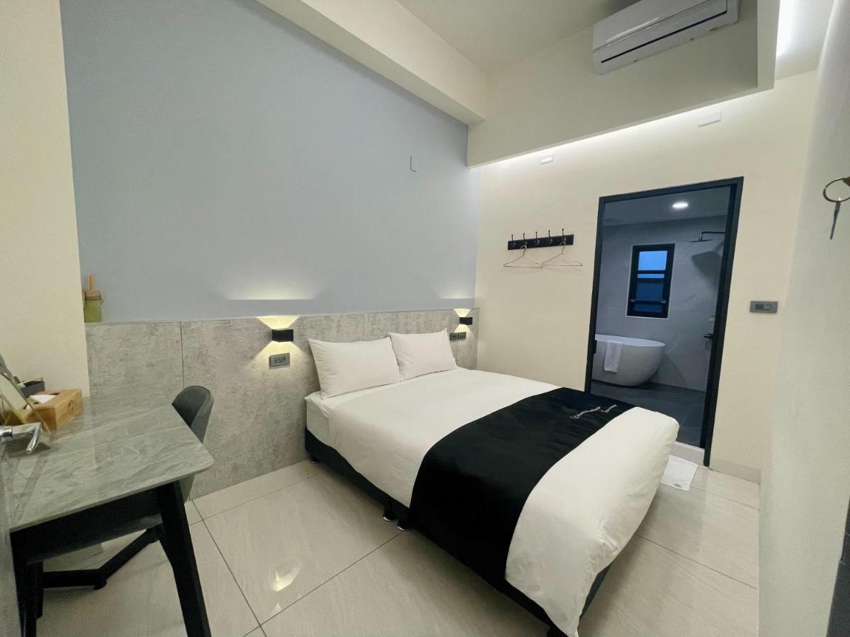 Six Seasons Inn - Qian He Tainan Eksteriør bilde