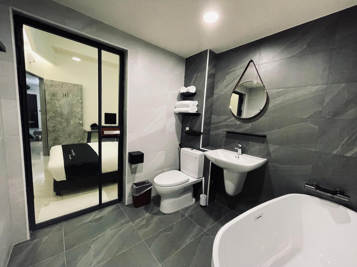 Six Seasons Inn - Qian He Tainan Eksteriør bilde